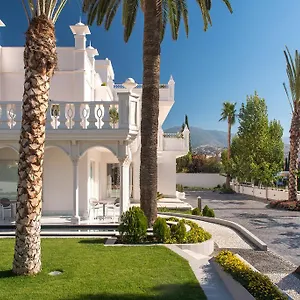 3* Отель Quinta Real Granada